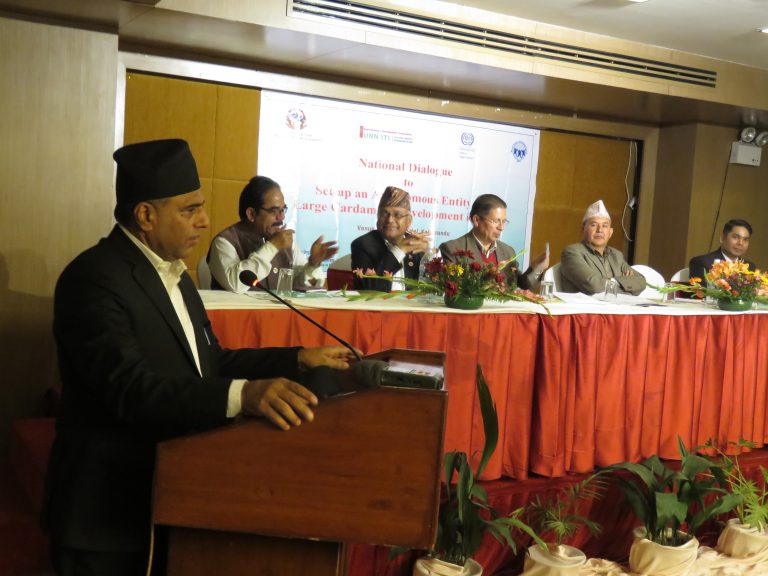 किसानको वर्गिकरण गरेर अनुदान दिन्छौ : मन्त्री खनाल