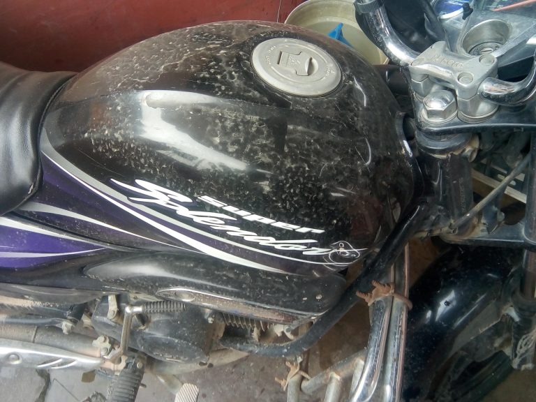 गयराति यसकारण पर्‍याे हिलोसहितको पानी