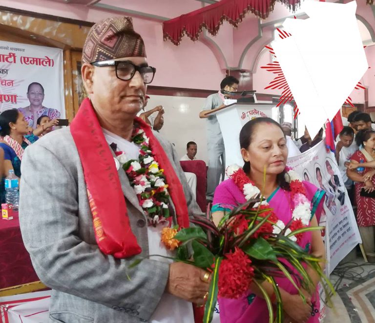 अर्गानिक मेयरको कथा : राजनीतिसँगै माछापालनमा पाएको सफलता