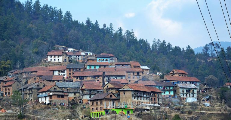 कुखुरा पाल्ने त कुरै छाडौं, छुन पनि नछुने यो अनौठो गाउँ