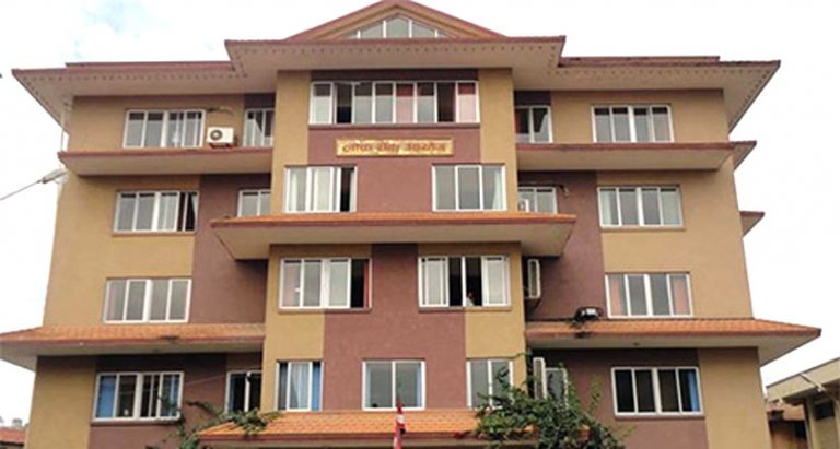 लोकसेवा आयोगले माग्यो झण्डै ९ हजार कर्मचारी (विज्ञापनसहित)