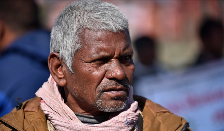 ‘छोरो साइन्स पढ्दैछ, उखुको पैसा आएन भने पढाइ छुटाउनुपर्छ’